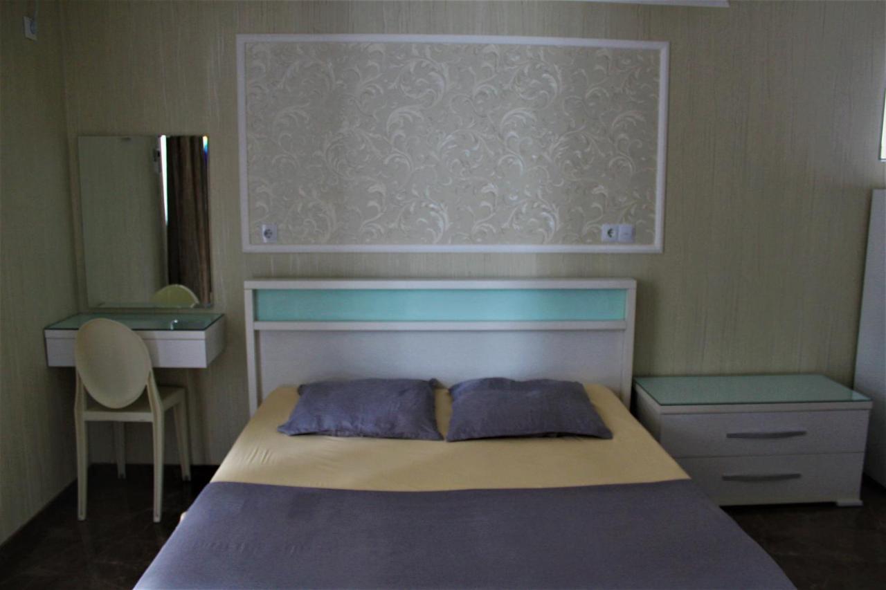 Orbi Lux Apartment Batoemi Buitenkant foto