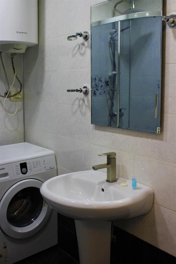 Orbi Lux Apartment Batoemi Buitenkant foto