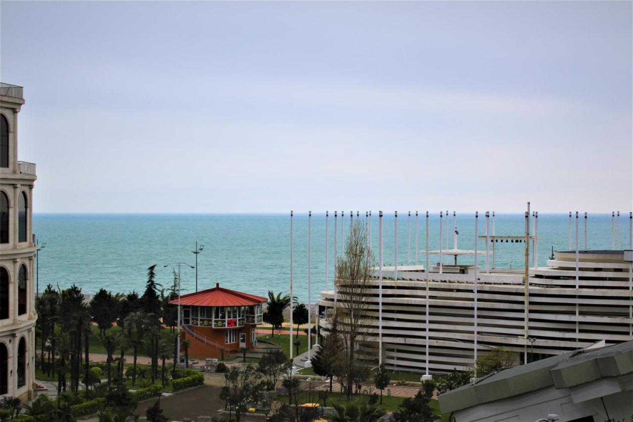 Orbi Lux Apartment Batoemi Buitenkant foto