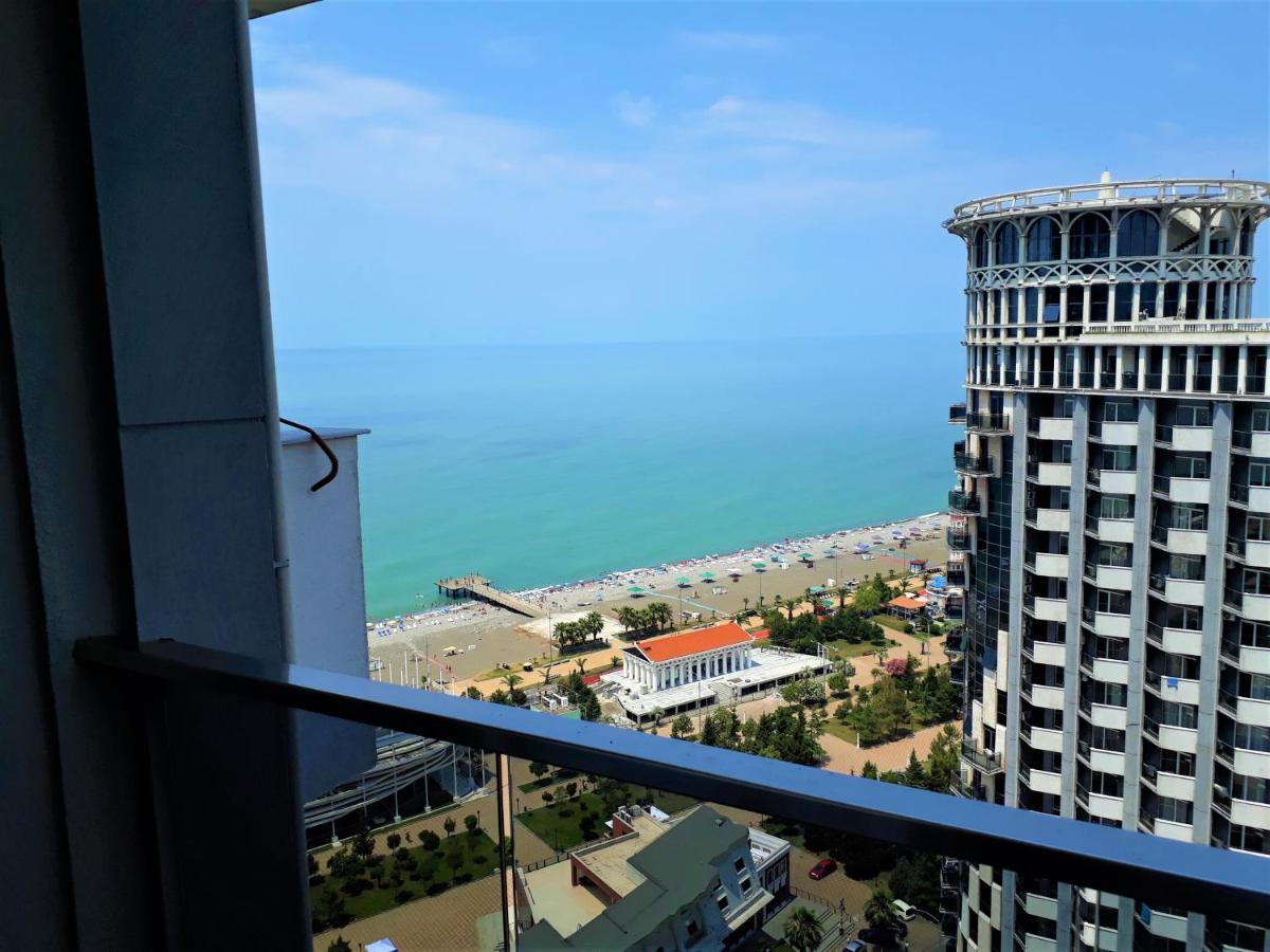 Orbi Lux Apartment Batoemi Buitenkant foto