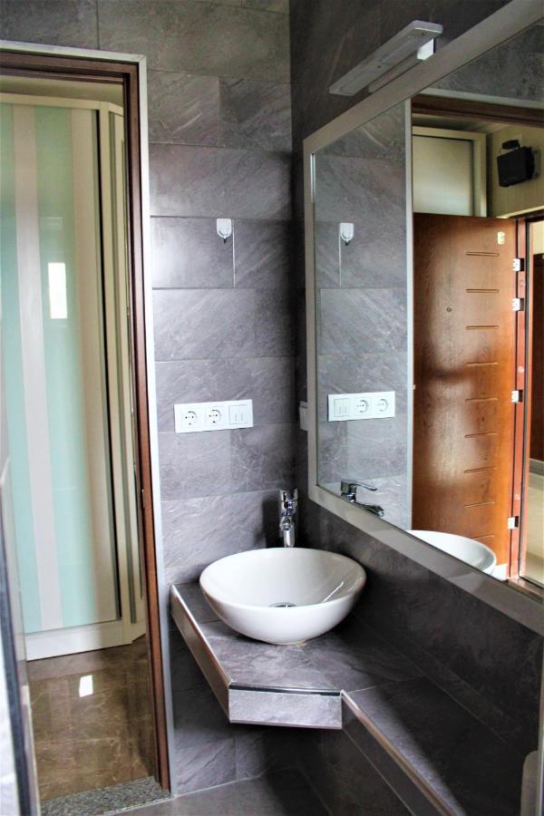 Orbi Lux Apartment Batoemi Buitenkant foto