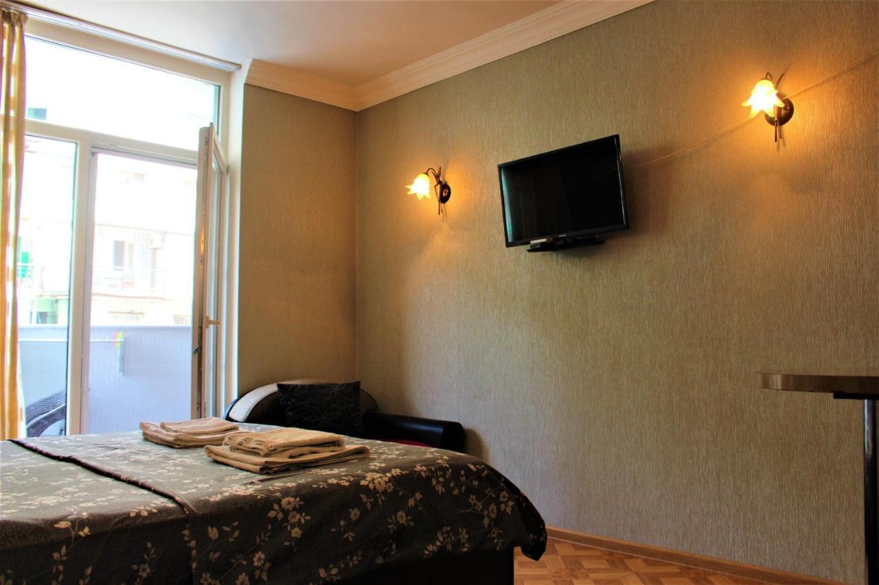 Orbi Lux Apartment Batoemi Buitenkant foto