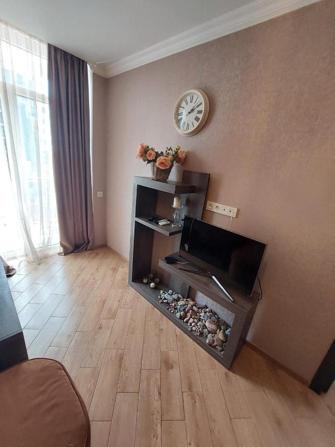 Orbi Lux Apartment Batoemi Buitenkant foto