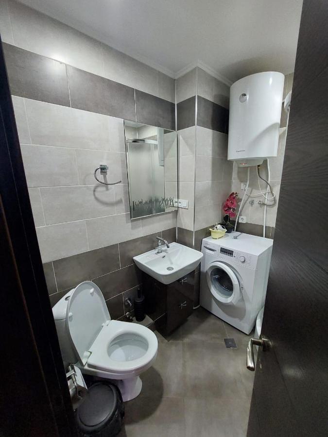 Orbi Lux Apartment Batoemi Buitenkant foto